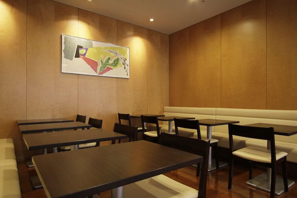 Mitsui Garden Hotel Окаяма Екстериор снимка