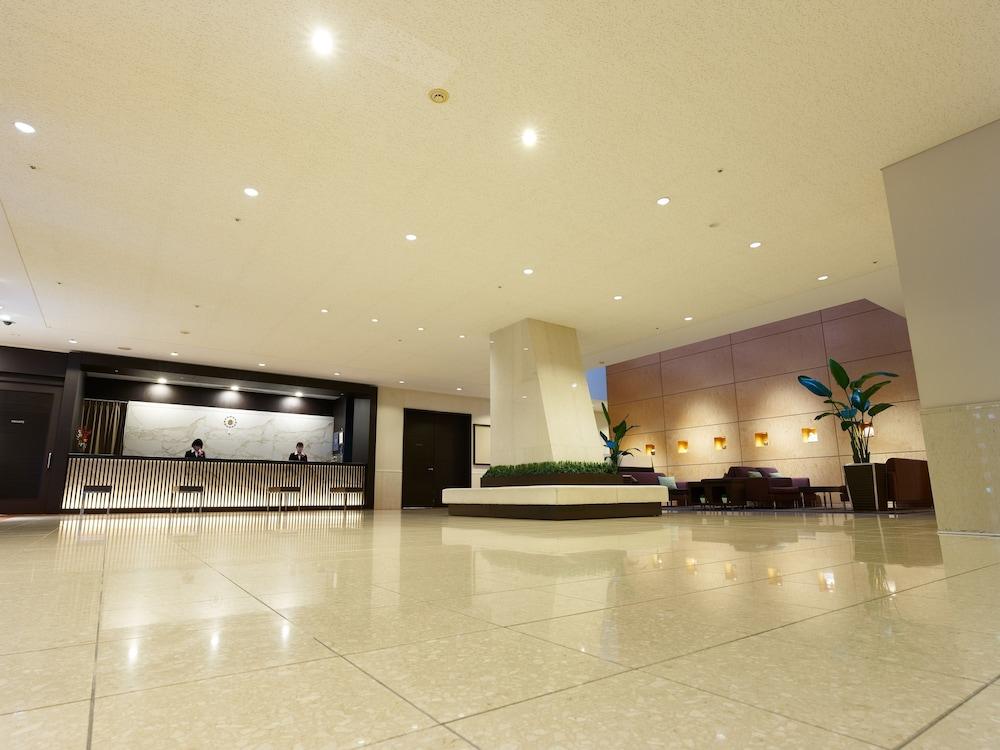 Mitsui Garden Hotel Окаяма Екстериор снимка