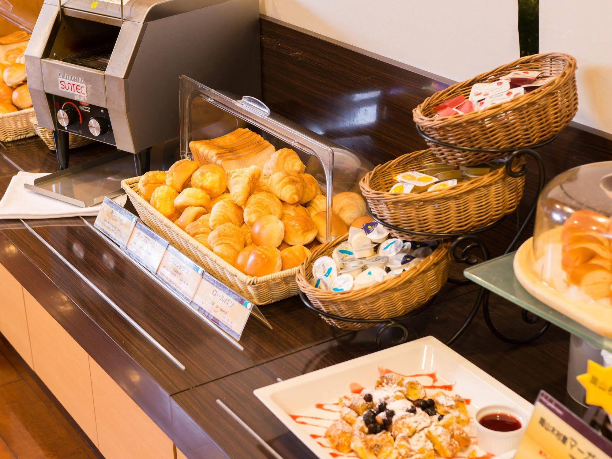 Mitsui Garden Hotel Окаяма Екстериор снимка